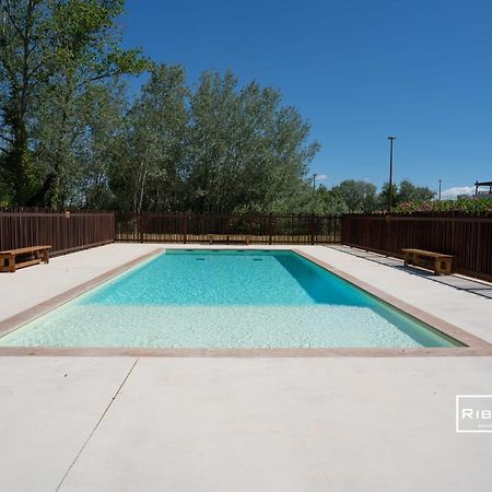 Villa T3 Climatisee En Residence Avec Piscine ヴィア エクステリア 写真