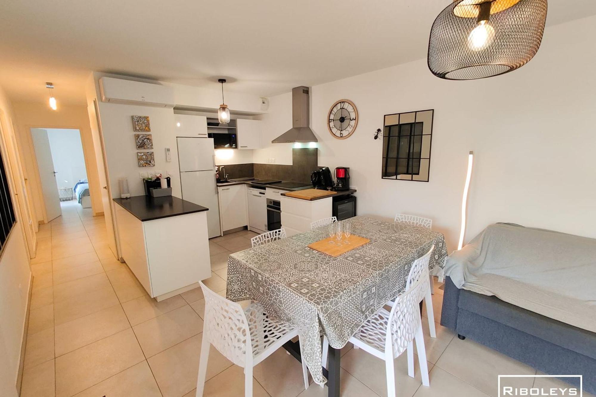 Villa T3 Climatisee En Residence Avec Piscine ヴィア エクステリア 写真