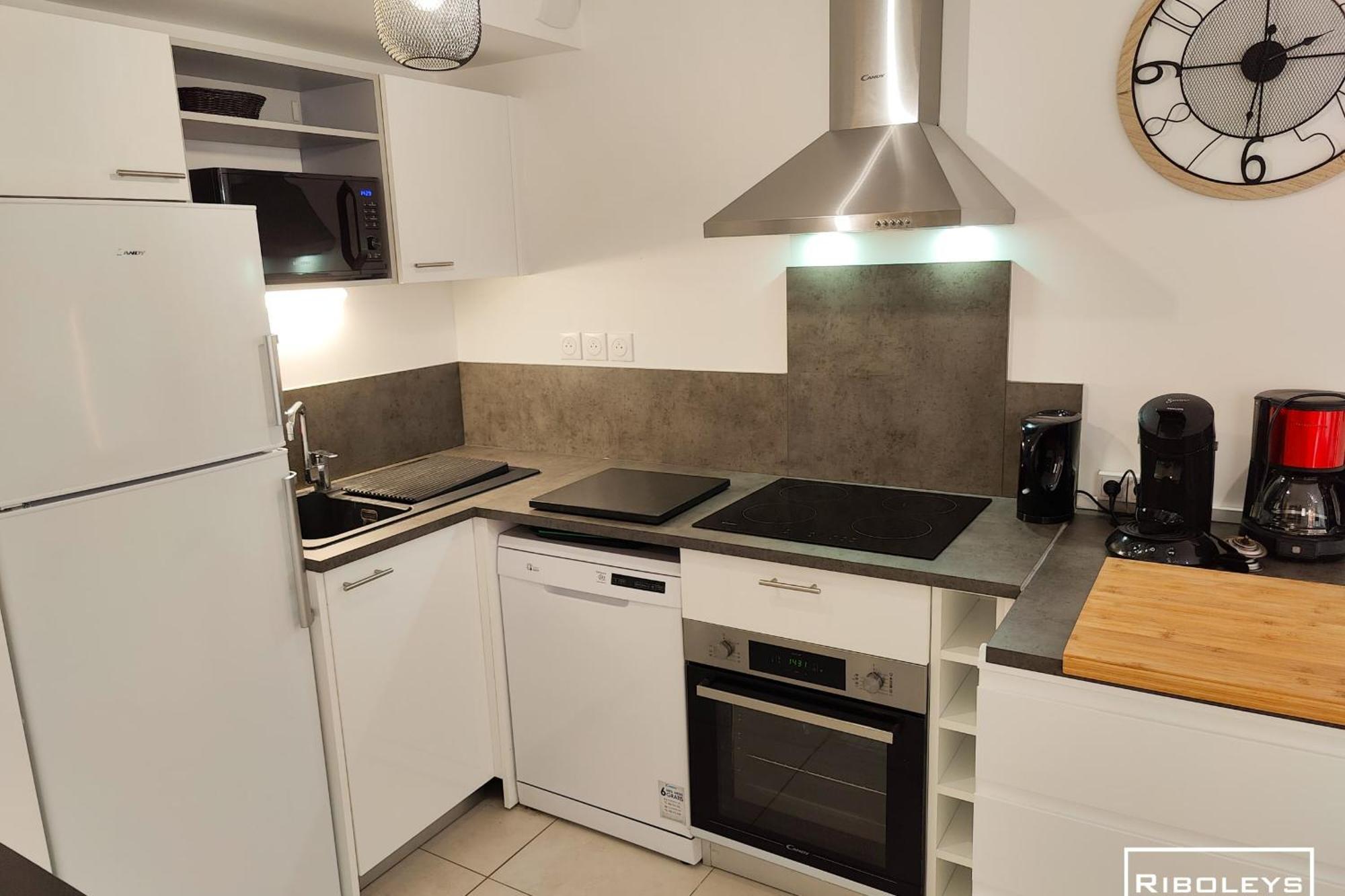 Villa T3 Climatisee En Residence Avec Piscine ヴィア エクステリア 写真