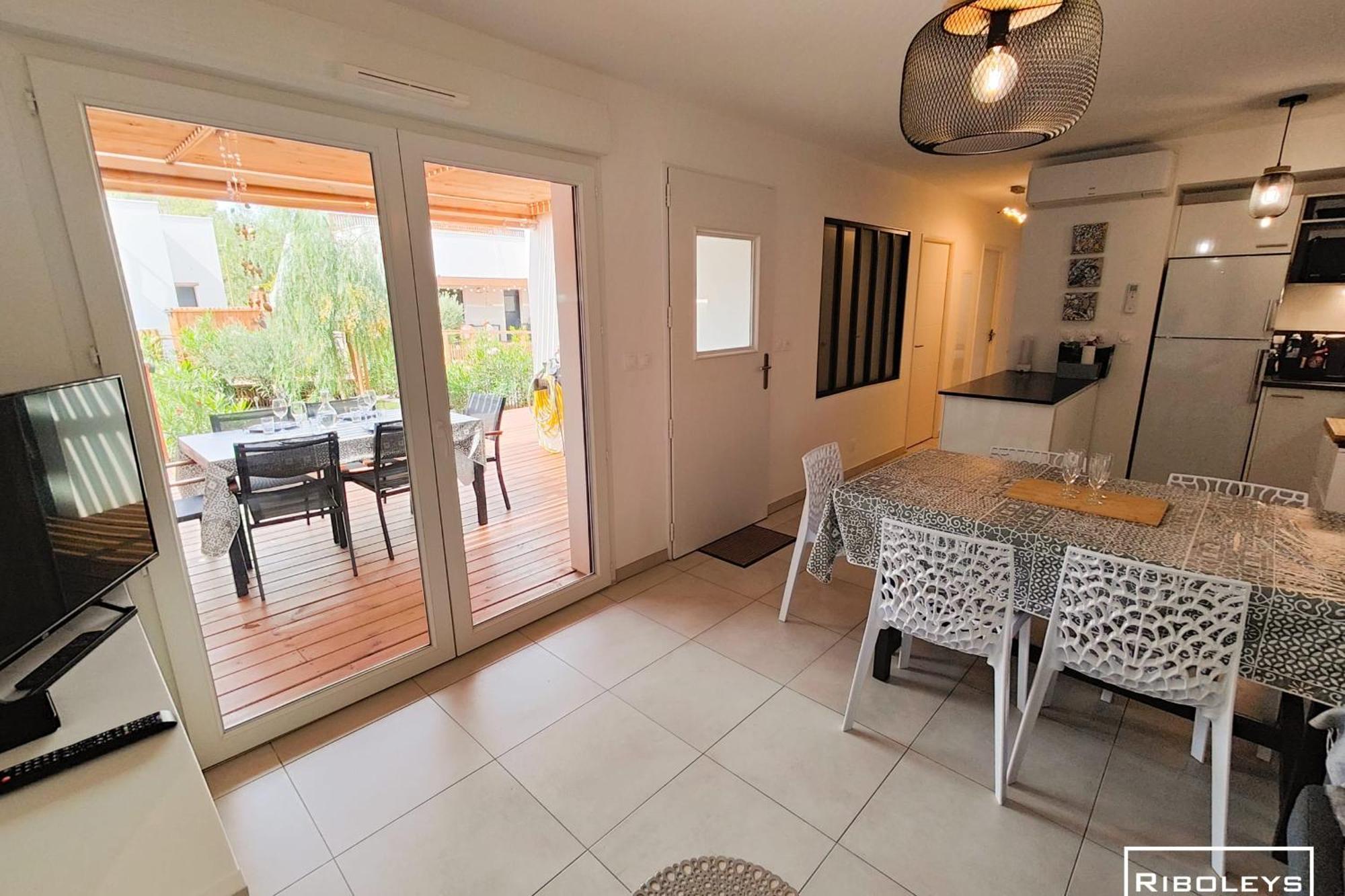 Villa T3 Climatisee En Residence Avec Piscine ヴィア エクステリア 写真