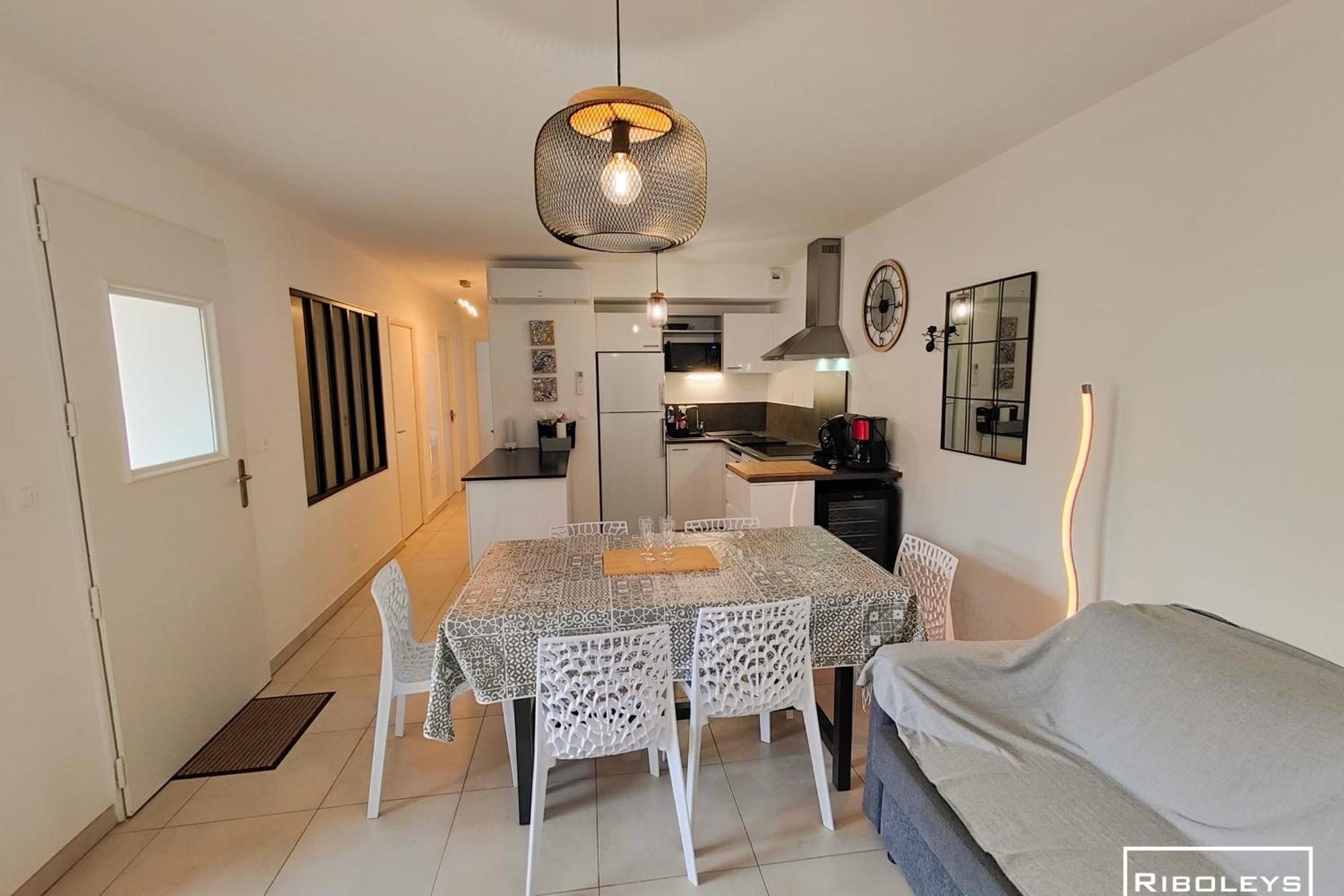Villa T3 Climatisee En Residence Avec Piscine ヴィア エクステリア 写真