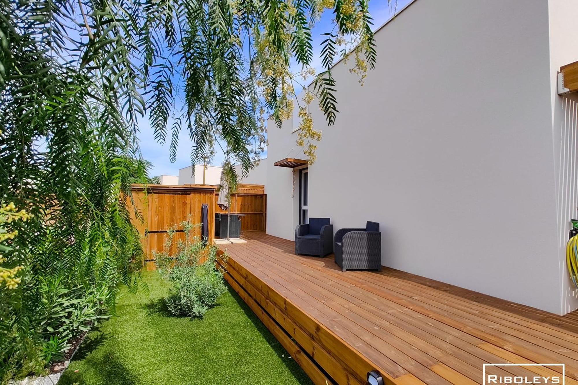 Villa T3 Climatisee En Residence Avec Piscine ヴィア エクステリア 写真