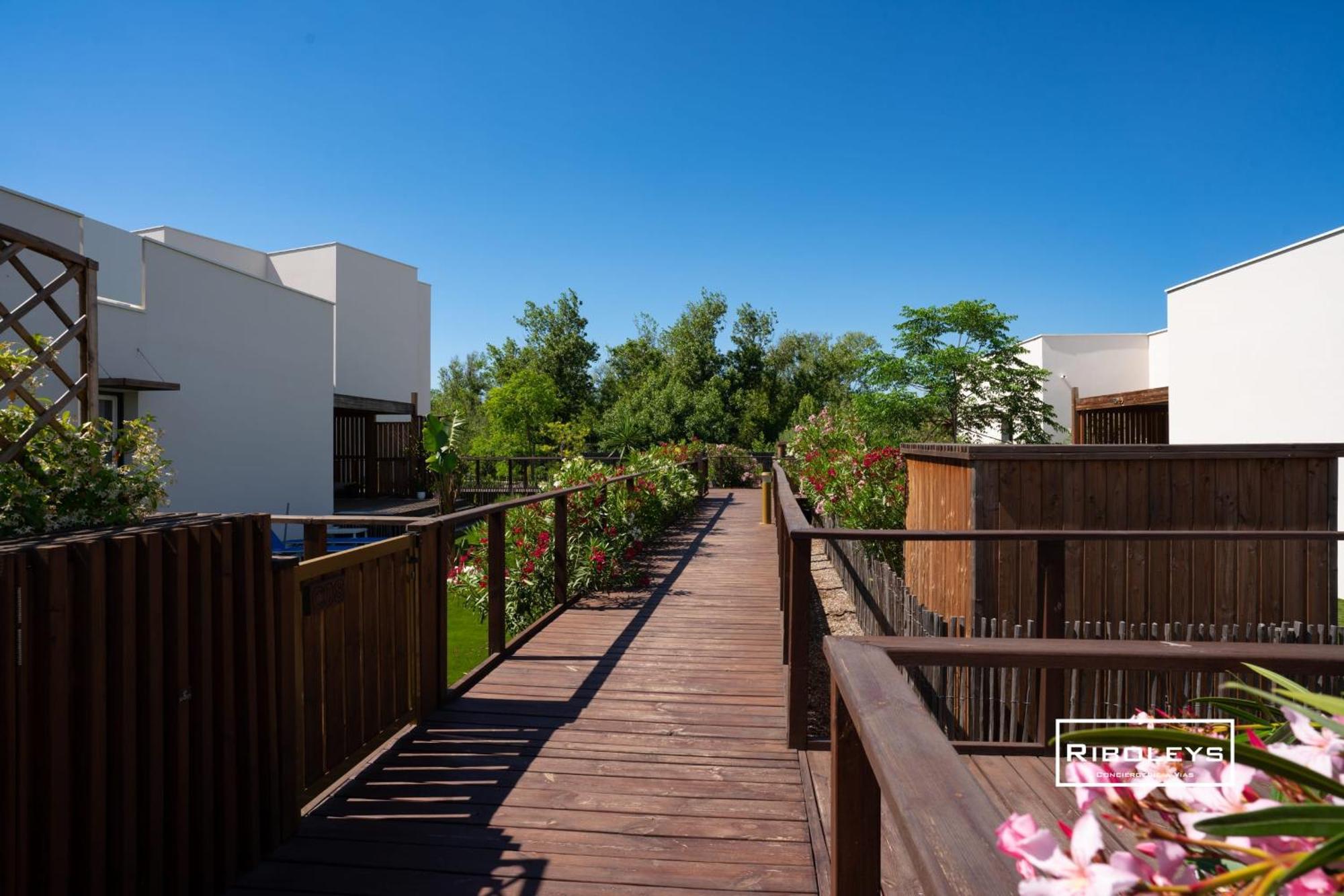 Villa T3 Climatisee En Residence Avec Piscine ヴィア エクステリア 写真